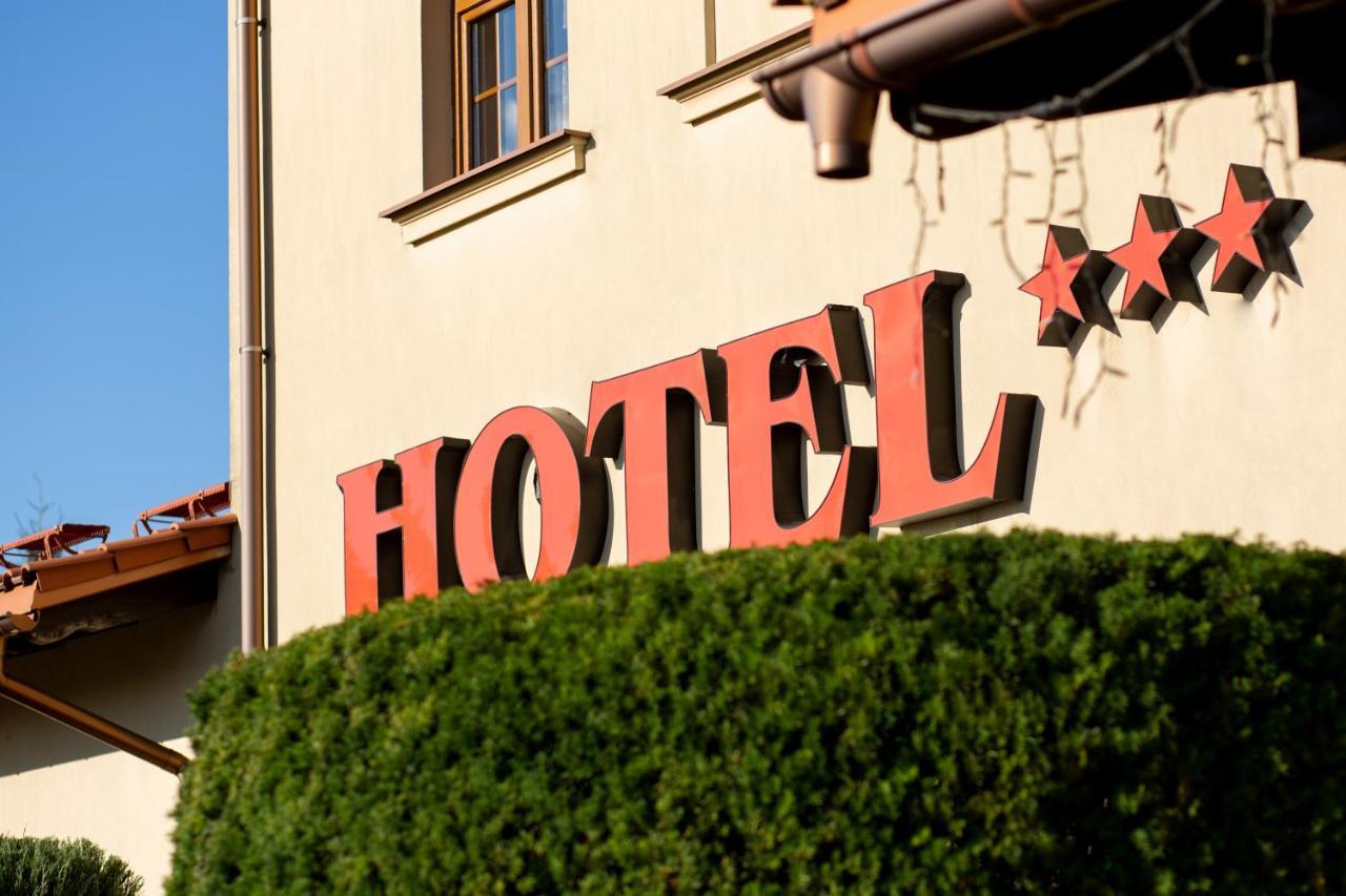 Lucmierz Hotel Lemoniada מראה חיצוני תמונה